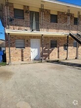 Building Photo - 612 Sunset Ln