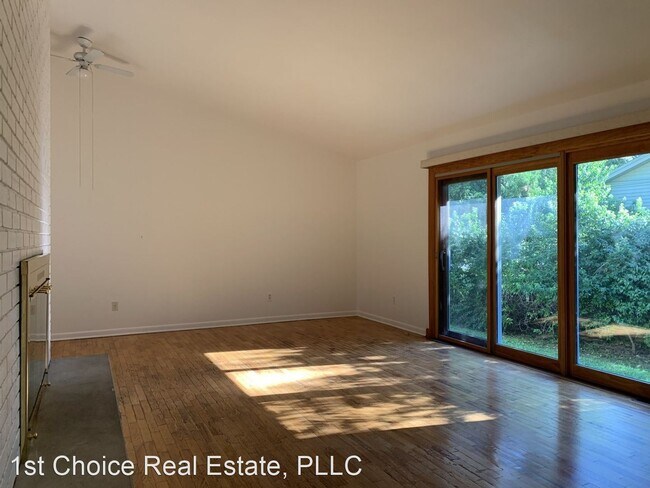 Foto del edificio - 3 br, 1.5 bath House - 5226 Wardcliff