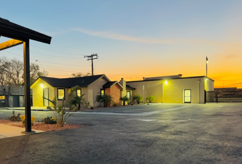 Photo - 7893 Sierra Ave. (Fontana, CA)