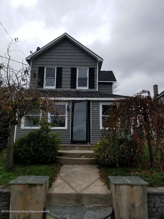 Primary Photo - 81 Ridge Ave