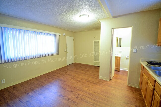 Foto del edificio - 161 S Lincoln Ave