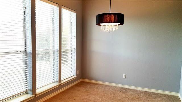 Foto del edificio - 8109 Dock St