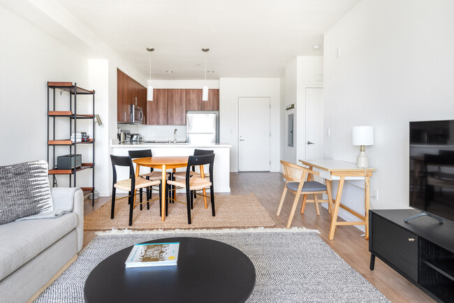 Building Photo - Linq Apartments, 1700 Newbury Park Dr