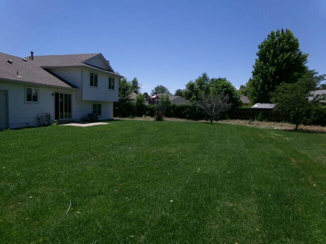 Building Photo - 4 Woodbine Ct