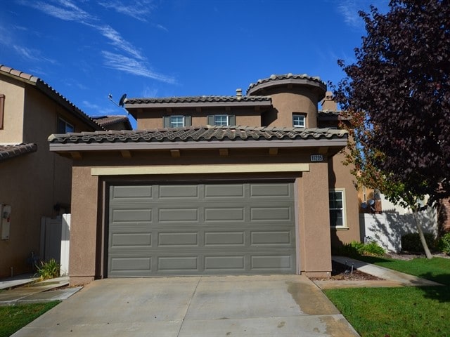 Primary Photo - 11235 Picard Place