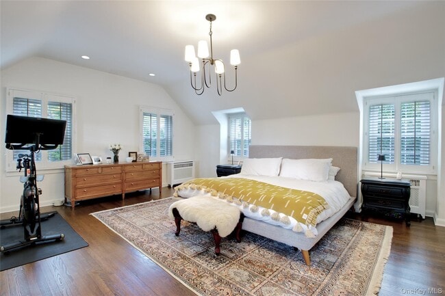 Foto del edificio - 60 Thayer Rd