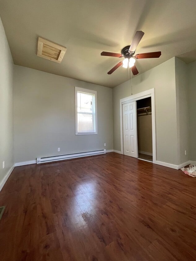 318 W Foster St Unit Lower, Tomah, WI 54660 Room for Rent in Tomah