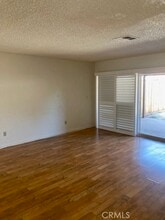 Building Photo - 156 Tamarisk St