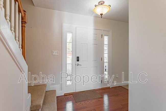 Building Photo - 6 Olivine Way