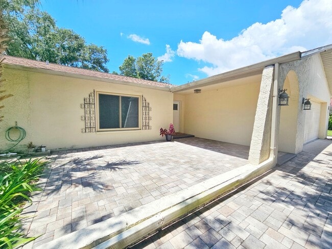Building Photo - 3 Bedroom 2 Bath Home in Safety Harbor