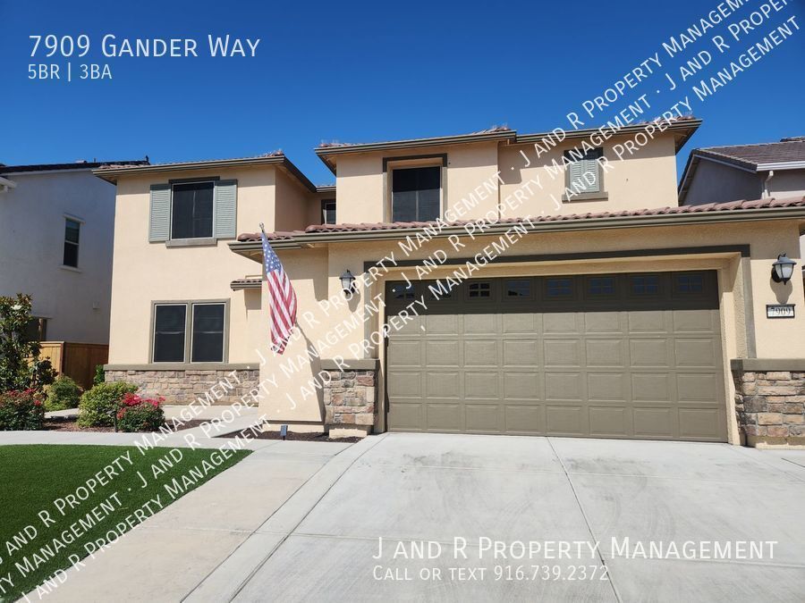 Primary Photo - 5 Bed in Barrett Ranch East