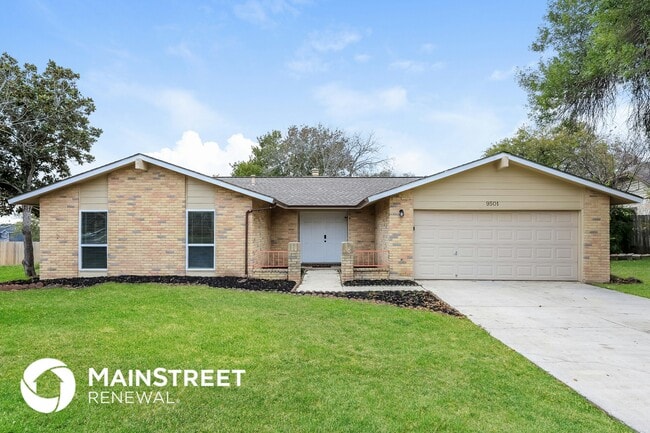 Building Photo - 9501 Chelmsford Dr