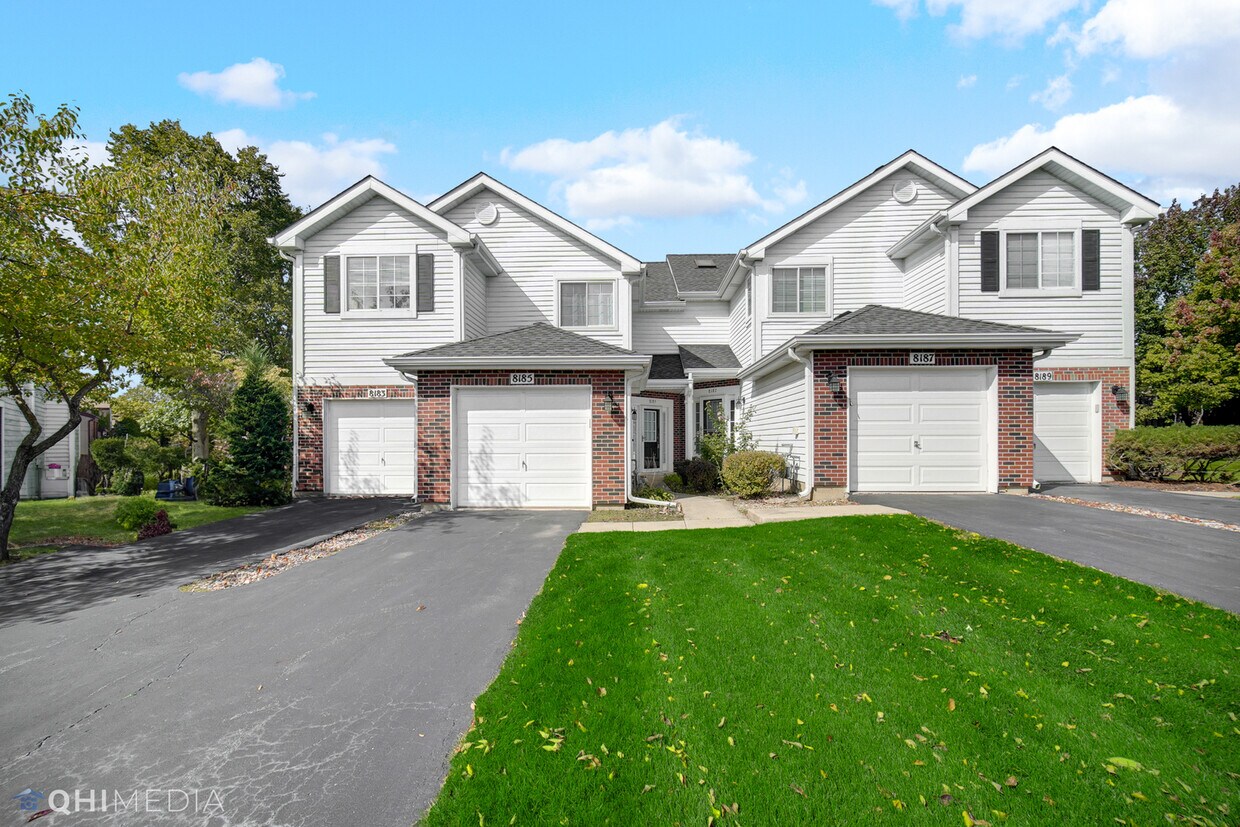 8185 Ripple Ridge, Darien, IL 60561 Townhome Rentals in Darien IL