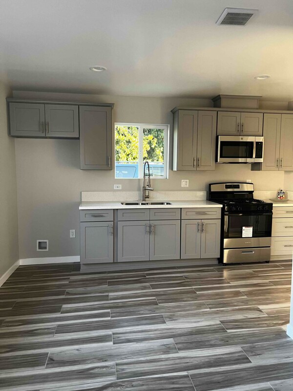 Primary Photo - 11577 Kagel Canyon St