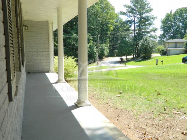 Foto del edificio - Beautifully Renovated Ranch off I-20