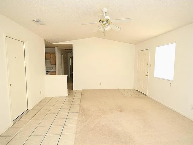 Building Photo - 3708 Hereford Ln