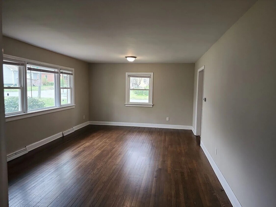 Foto del edificio - 2309 Concord Ave