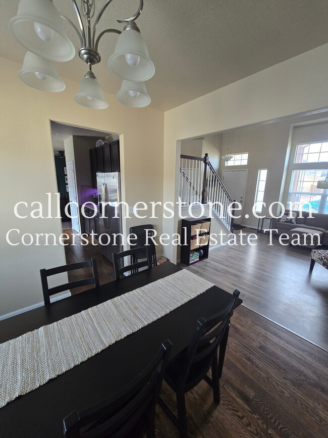 Building Photo - 8366 Hardwood Cir