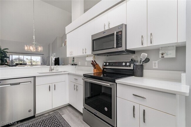 Building Photo - 20760 Country Creek Dr