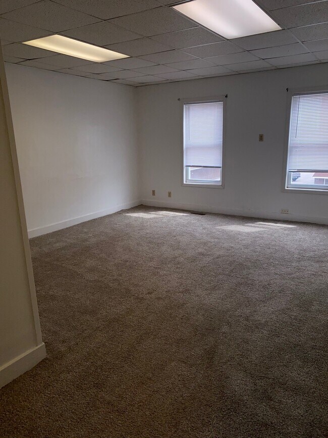 Living Room - 109 W 4th St