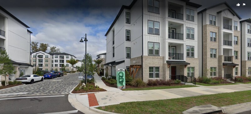 Primary Photo - 3658 SW 24th Ave