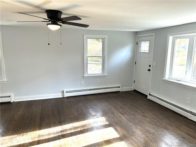 Building Photo - 1023 Wolcott Rd
