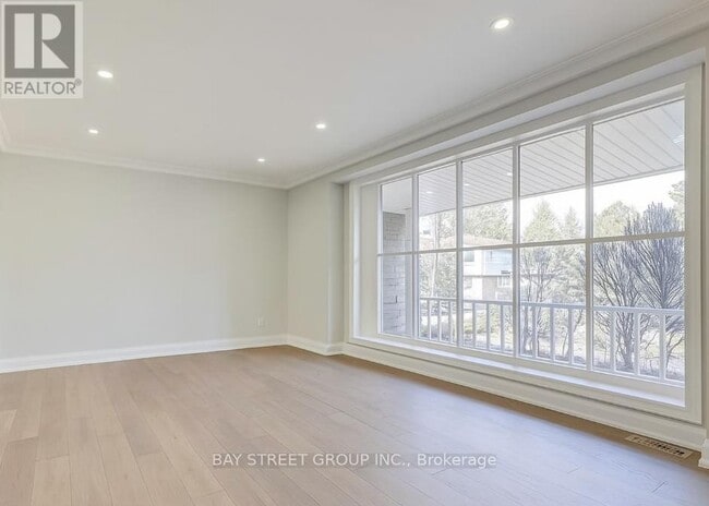 Building Photo - 9 Seaburn Pl