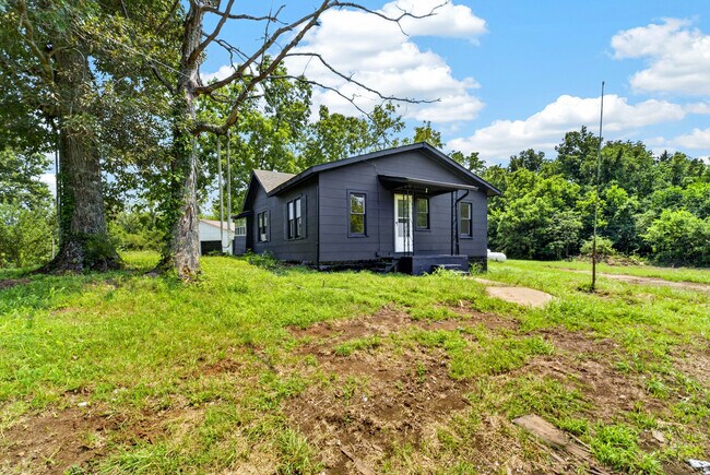Foto del edificio - 783 Jack Simmons Rd