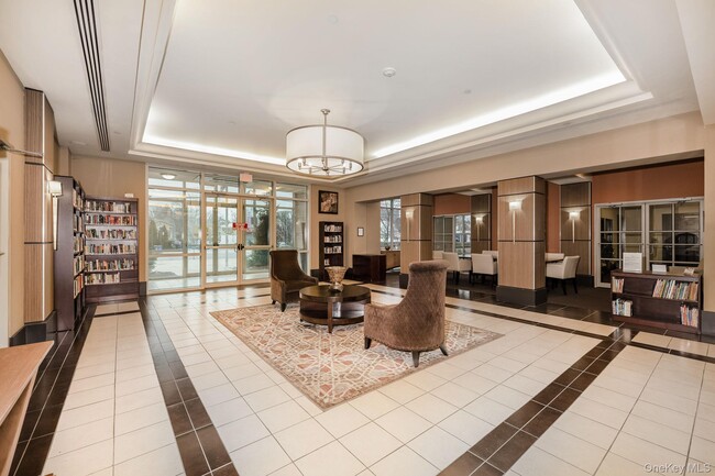 Building Photo - 300 Mamaroneck Ave