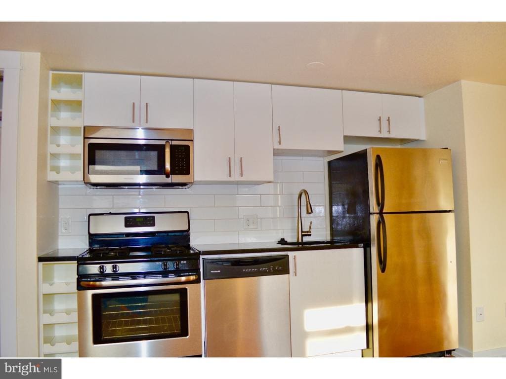 Foto principal - 415 S Broad St