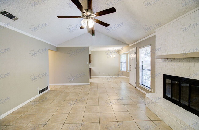 Building Photo - 5917 Birchhill Rd