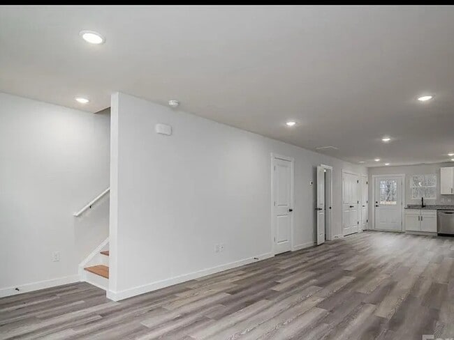 Photo - 709 7th Ave SW (Hickory, NC) Apartment