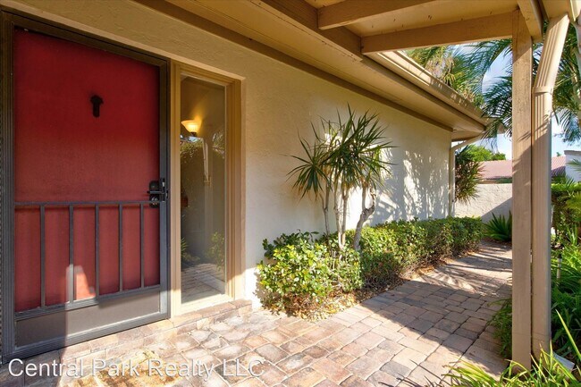 Building Photo - 3 br, 2 bath House - 6412 Sun Eagle Ln