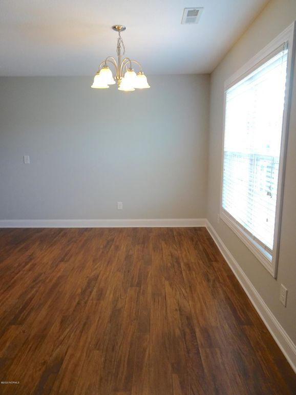 Building Photo - 2340 Chavis Dr