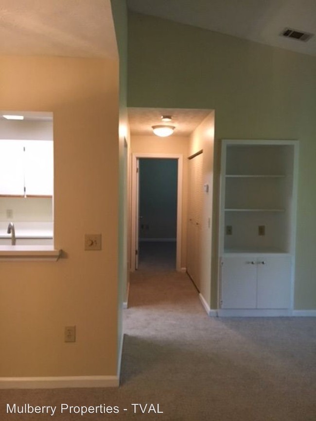 Building Photo - 1309 Gatewood Dr