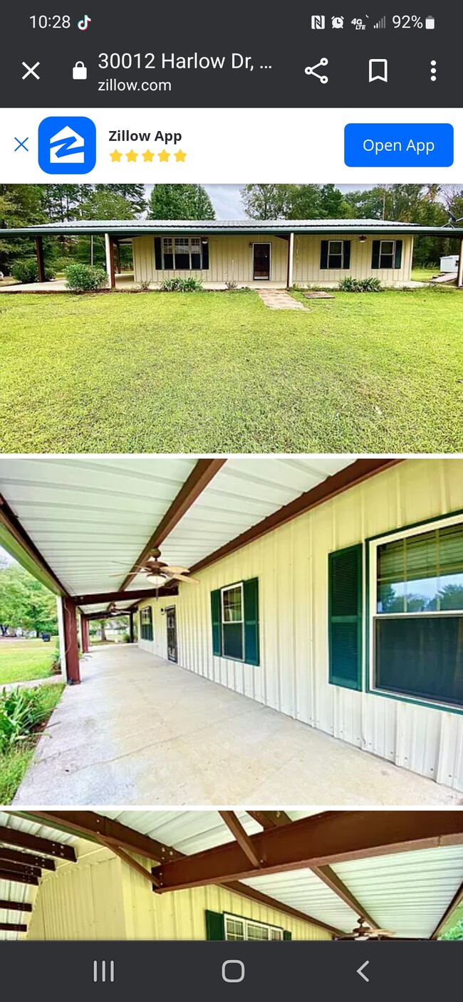 Foto del edificio - 30012 Harlow Dr