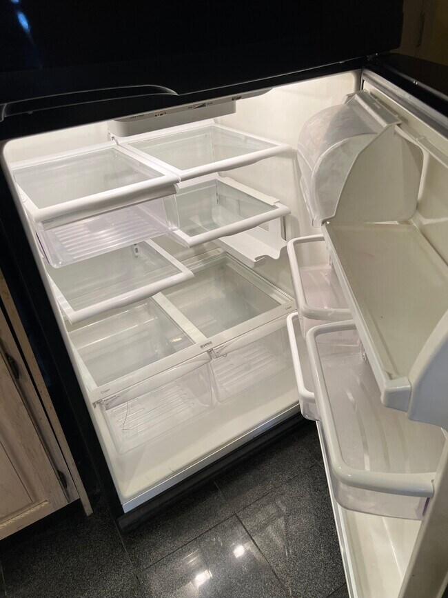 Foto del edificio - 3015 Belgrade St