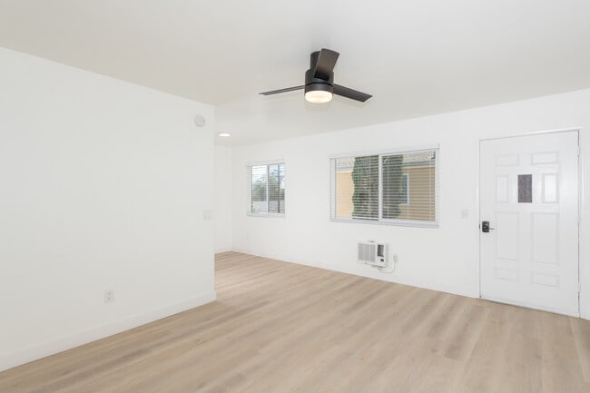 Building Photo - Ivy Street Apartments