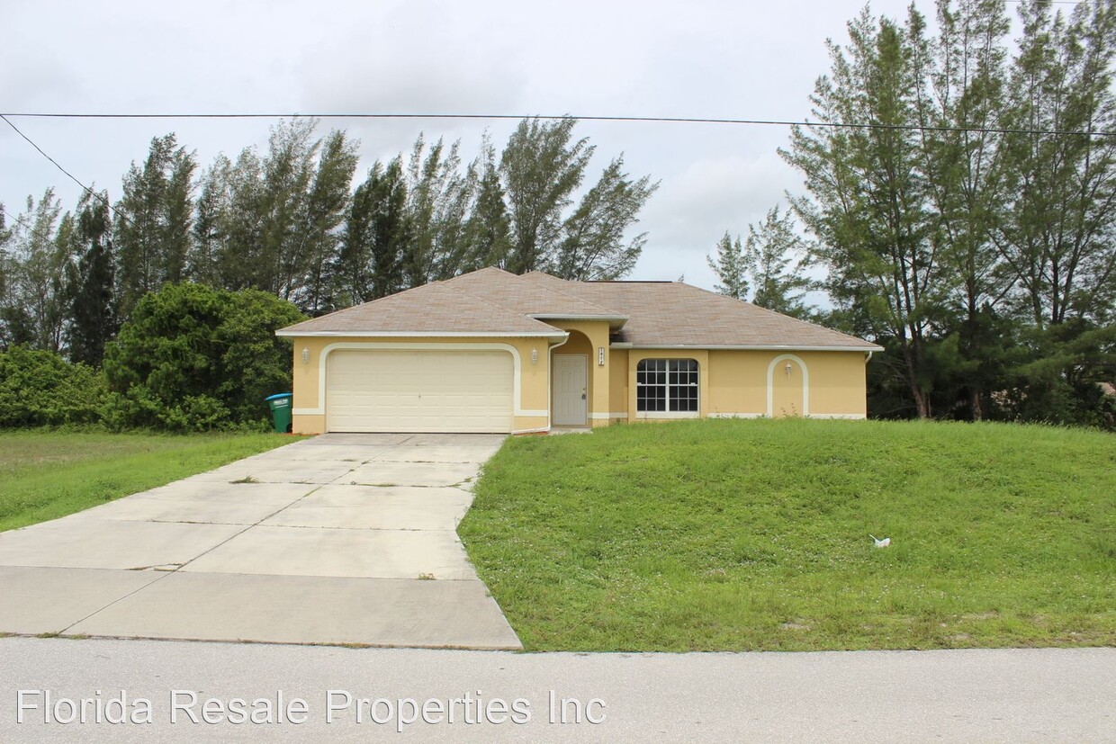 4 br, 2 bath House - 1912 SW 8th Pl Photo