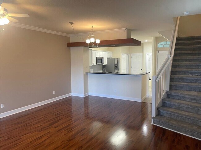 Building Photo - 5356 Neil Dr