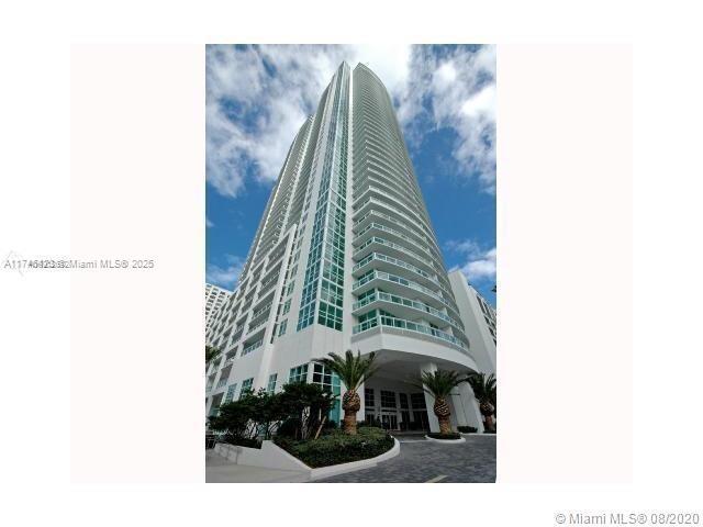 Foto del edificio - 950 Brickell Bay Dr