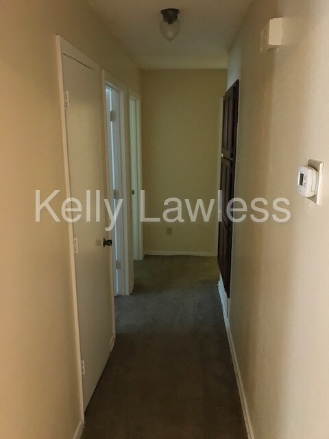 Building Photo - 3 bedroom duplex - North Richland Hills