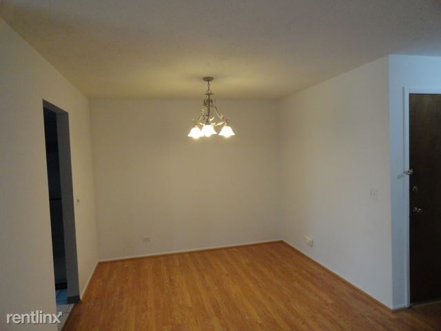 Building Photo - 3 br, 2 bath Townhome - 725 Plum Tree Ct