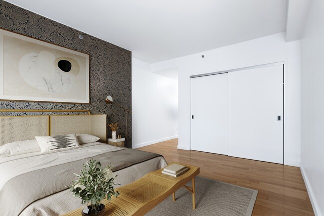 Foto del edificio - 225-227 W 60th St