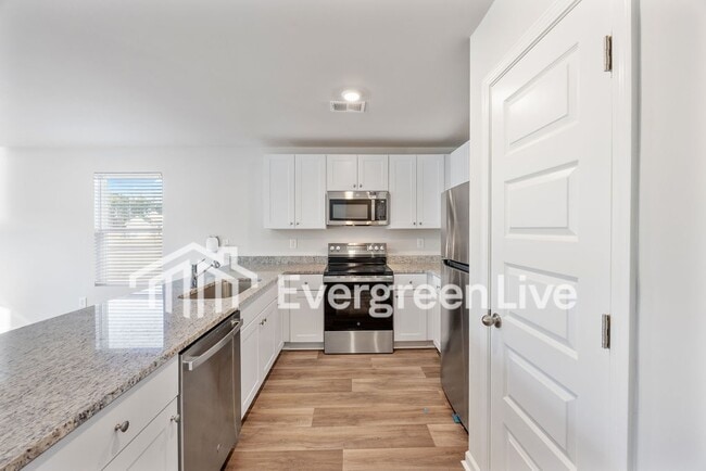 Foto del edificio - 1243 English Oaks St