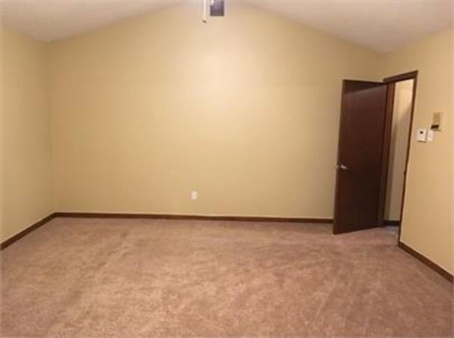Building Photo - Charming 3-Bedroom Home in Cordova-Comfort...