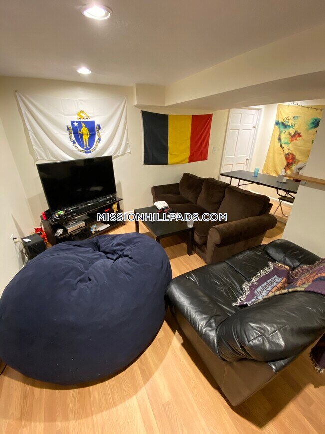 Foto del edificio - 8 Carmel St