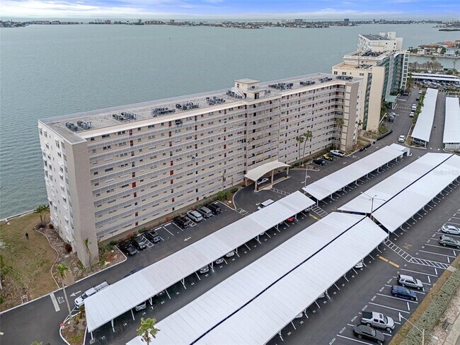 Foto del edificio - 5980 Shore Blvd S