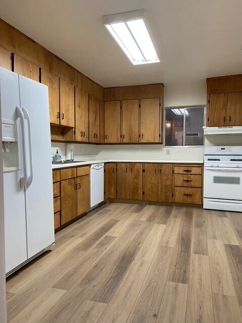 Foto del edificio - 380 E 600 N
