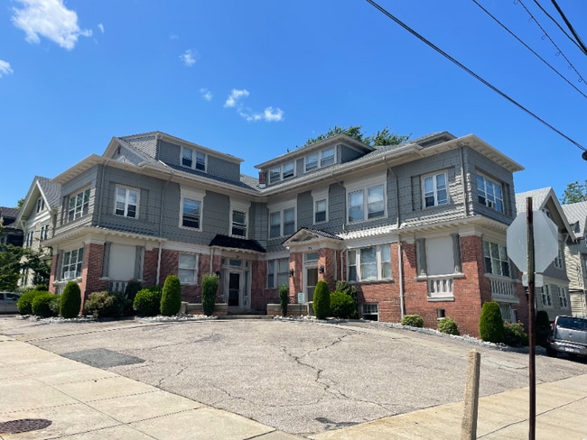 Photo - 144 Taber Ave Apartment